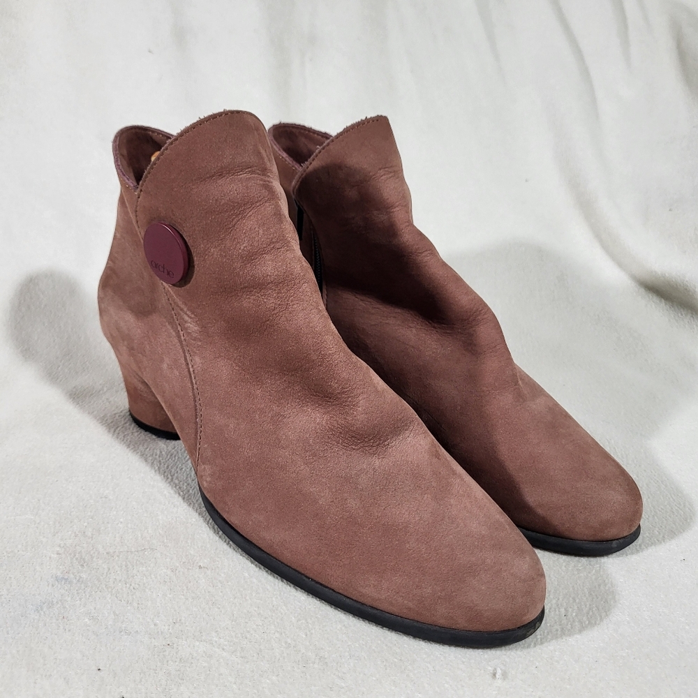 Archeankle Mussem Comfortable Ankle Boots in Suede Soft Leather Size 38 / US 7